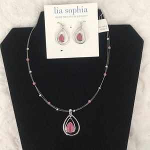 Lia Sophia Jewelry - Women’s Necklace Lia Sophia Jewelry - Women’s Necklace